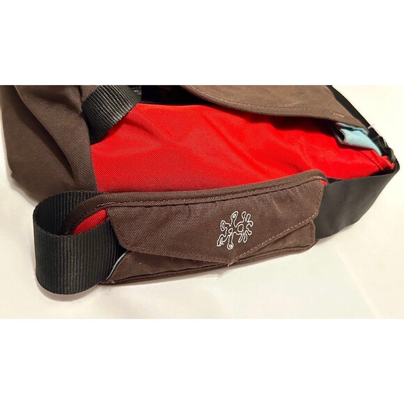 Crumpler Dreadful Considerable Embarrassment Laptop Messenger Bag Brown Red Blue - Picture 8 of 12